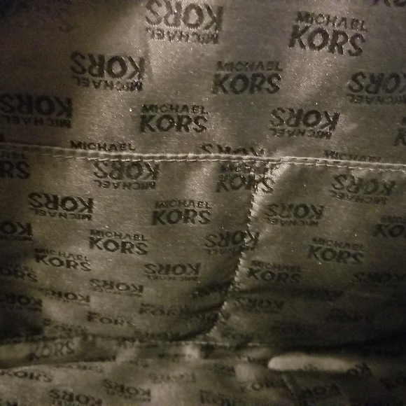 Michael Kors Handbag - Picture 6 of 6